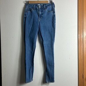 Old Navy rockstar,Jasmine blue jeans, super skinny, stretch, high rise, size 2